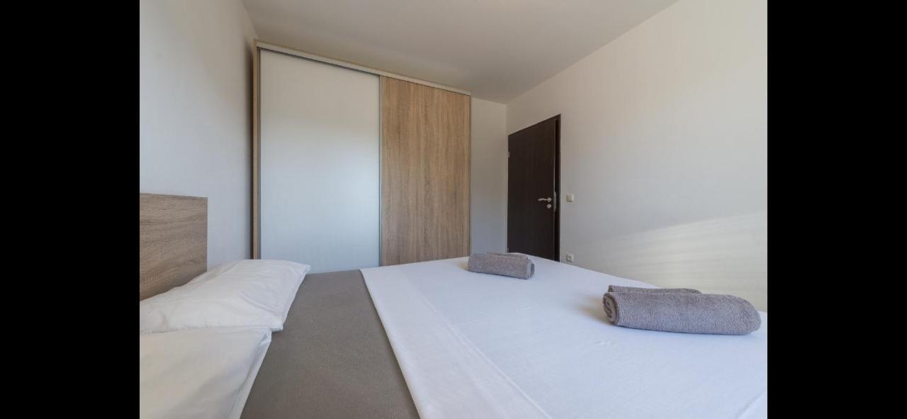 Aurum Luxury Apartments فير المظهر الخارجي الصورة